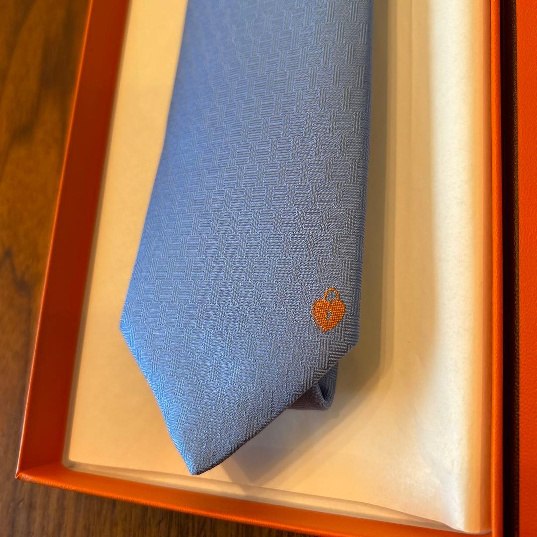 HERMES ライトブルー ネクタイ　新品未使用タグ付き