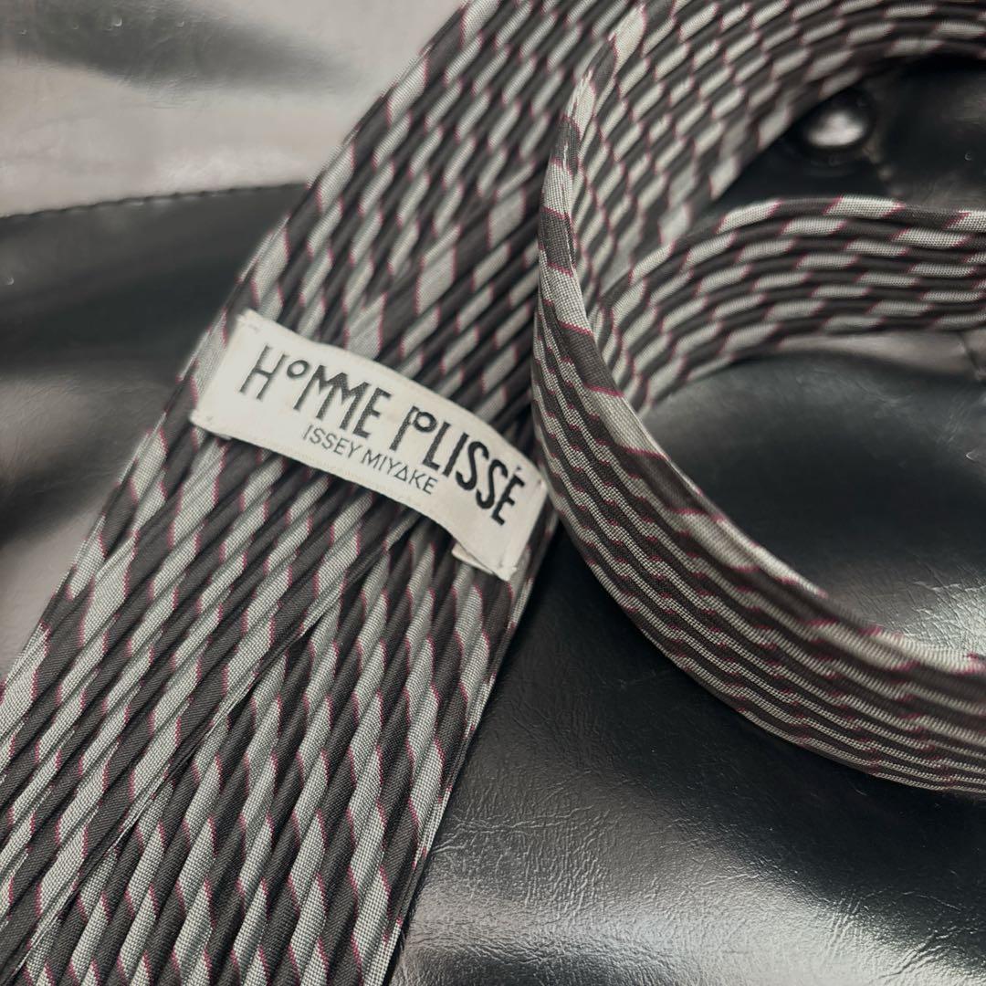 ISSEY MIYAKE プリーツネクタイHOMME PLISSE