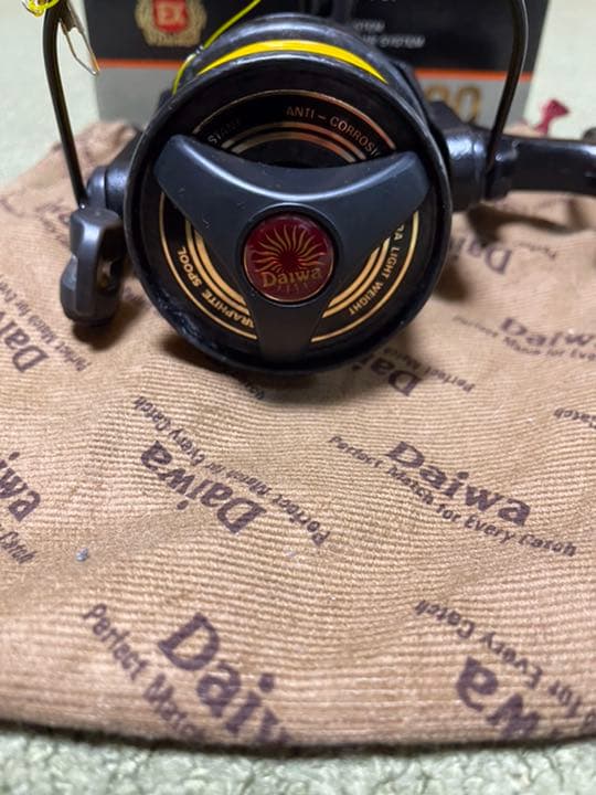 ダイワ  Daiwa CARBO SPORT EX-9000 リール 釣具