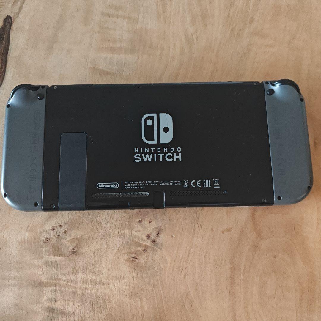 Nintendo Switch本体2018年製+周辺機器セット