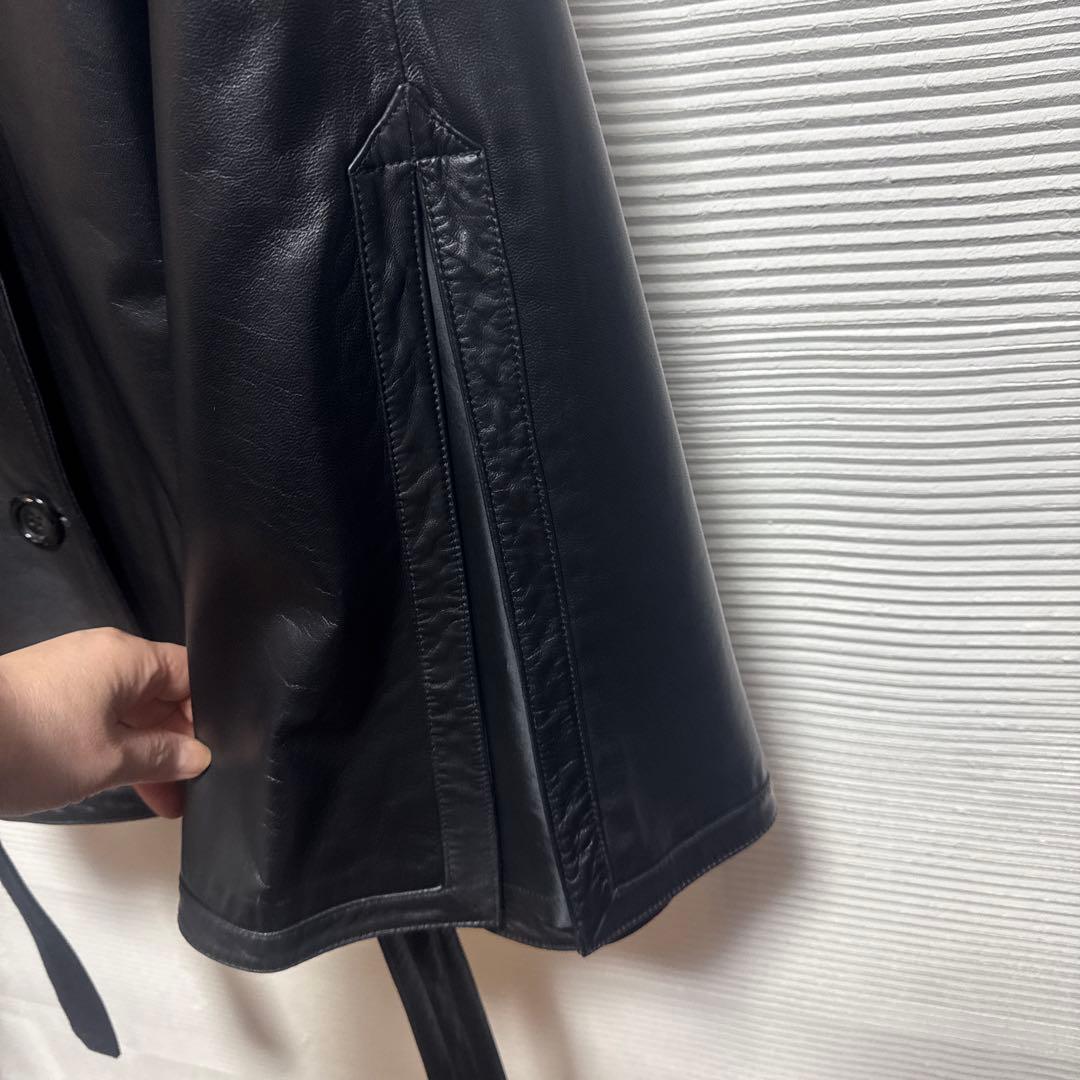 【かこ】ラムレザー　ポンチョ　ケープコート　黒　ブラック