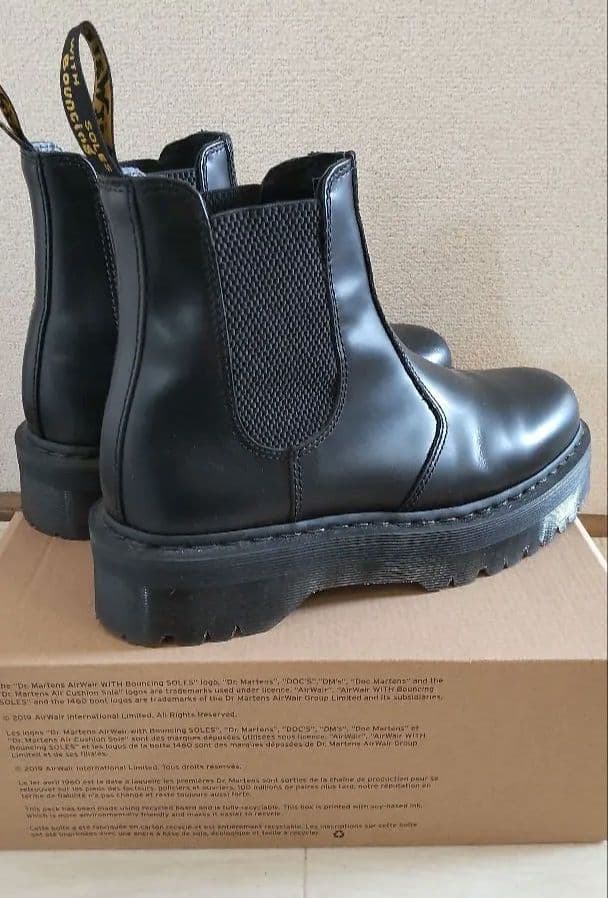 ベ*ン様 ドクターマーチン 厚底 チェルシー 黒 UK9 サイドゴアブーツ QU