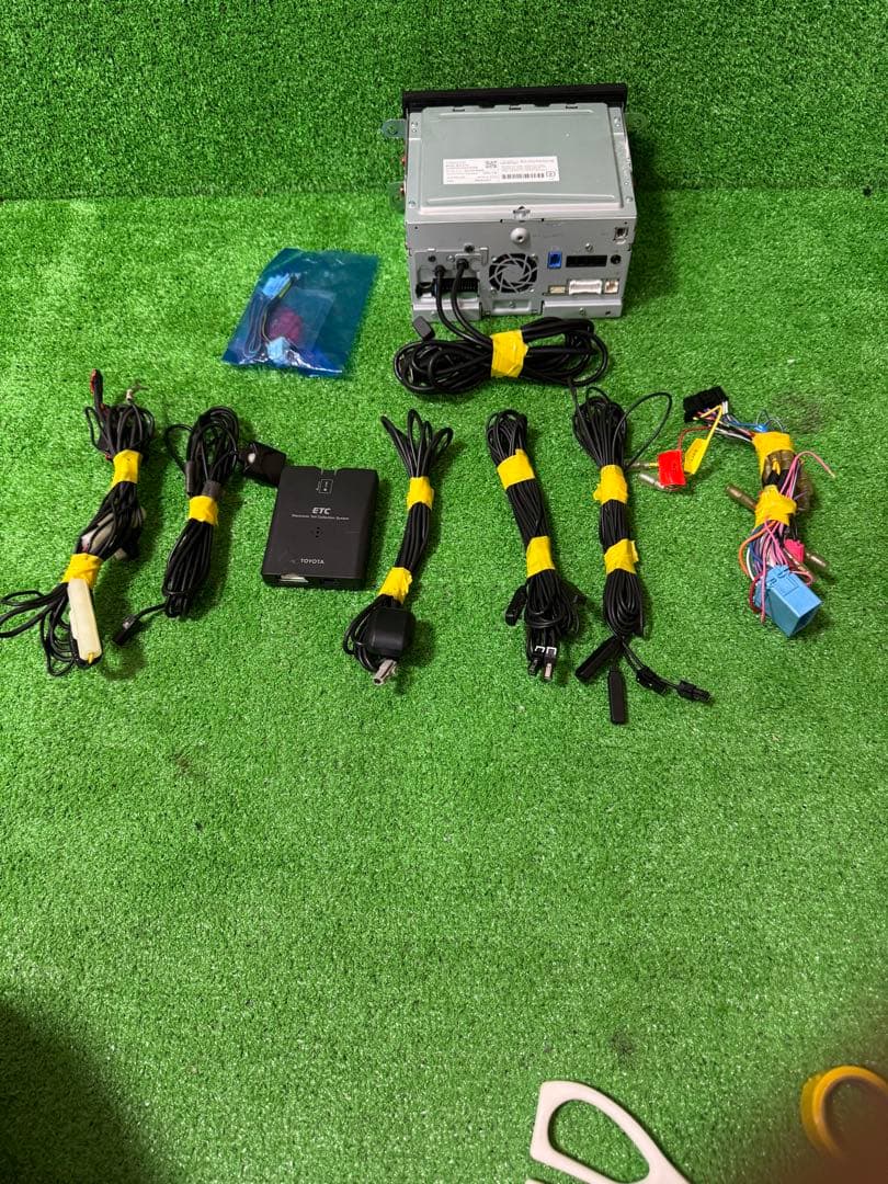 カーナビ KENWOOD MDV-S710 2024