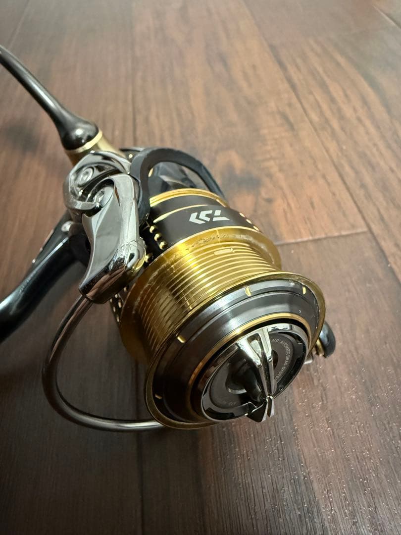 Daiwa 15EXIST 2003F-H スピニングリール