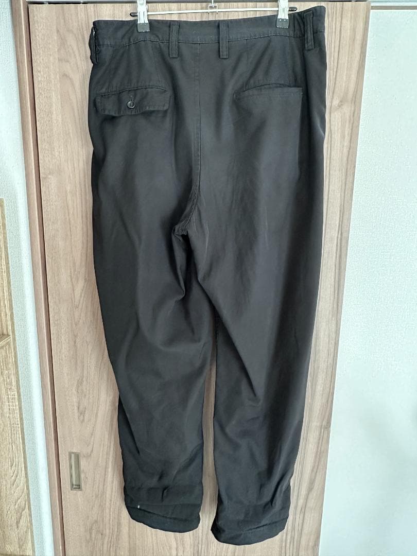 ISSEY MIYAKE MEN ブラック チノパン