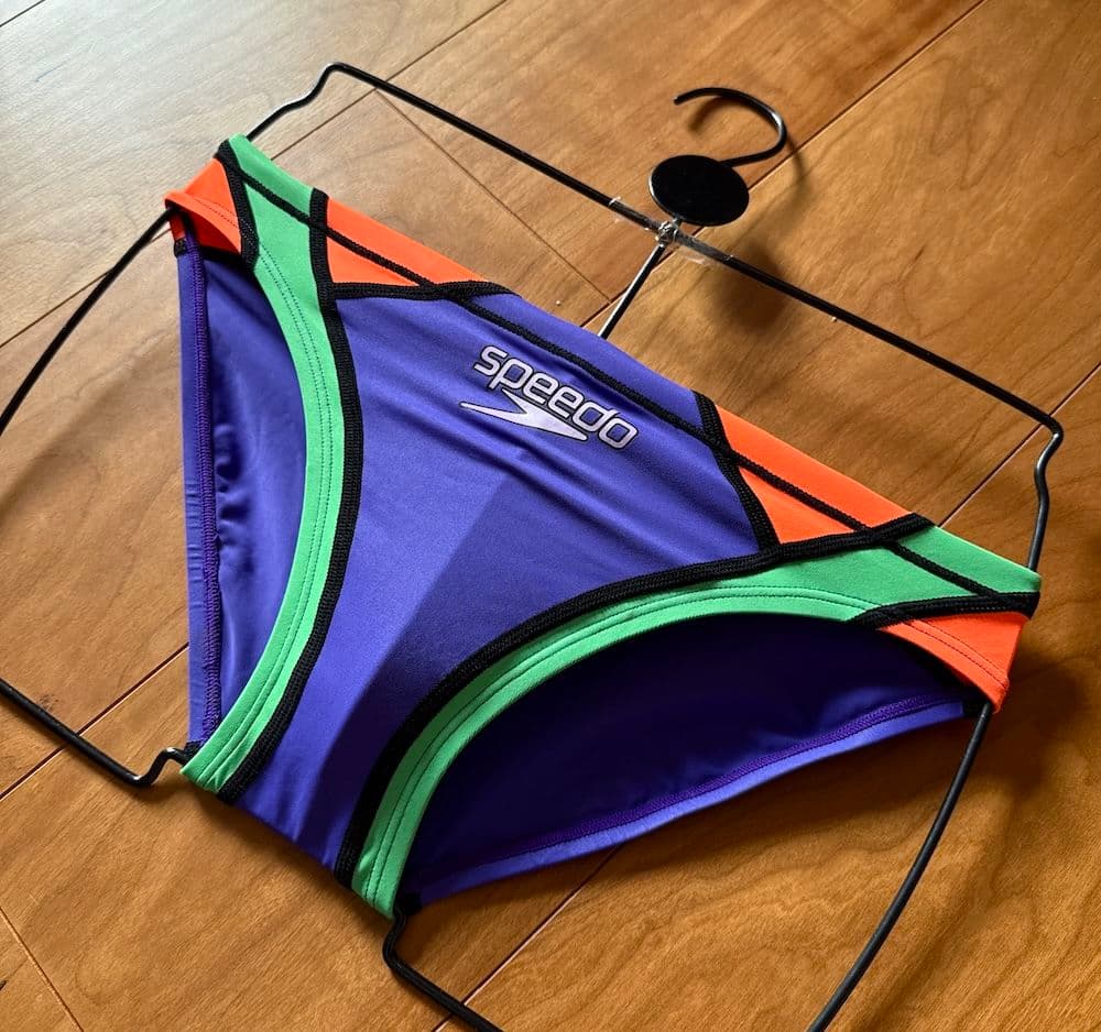 【ほぼ未使用】SPEEDO ショートブーン パープル　エヴァ M 光沢 競パン