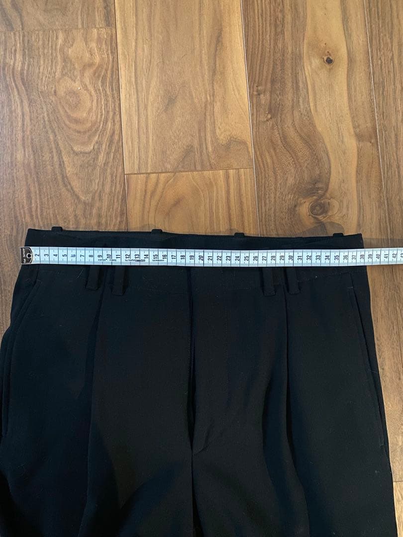 Giorgio Armani ブラックスラックス 46