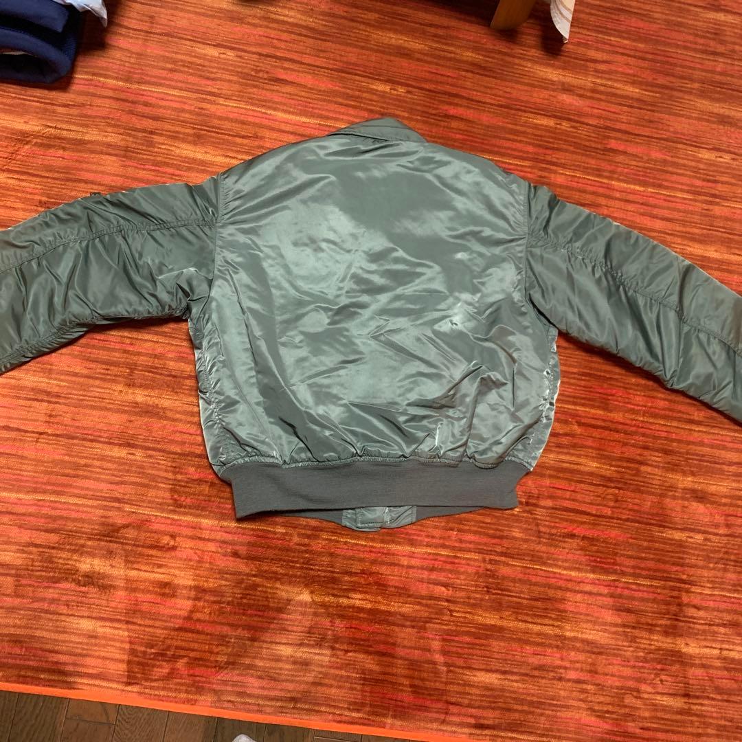 Alpha Industries MA-1 フライトジャケット