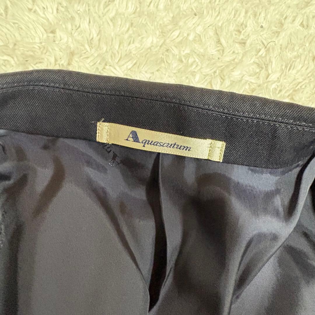 アクアスキュータム　金ボタン　紺ブレ　ダブルブレスト テーラードジャケット