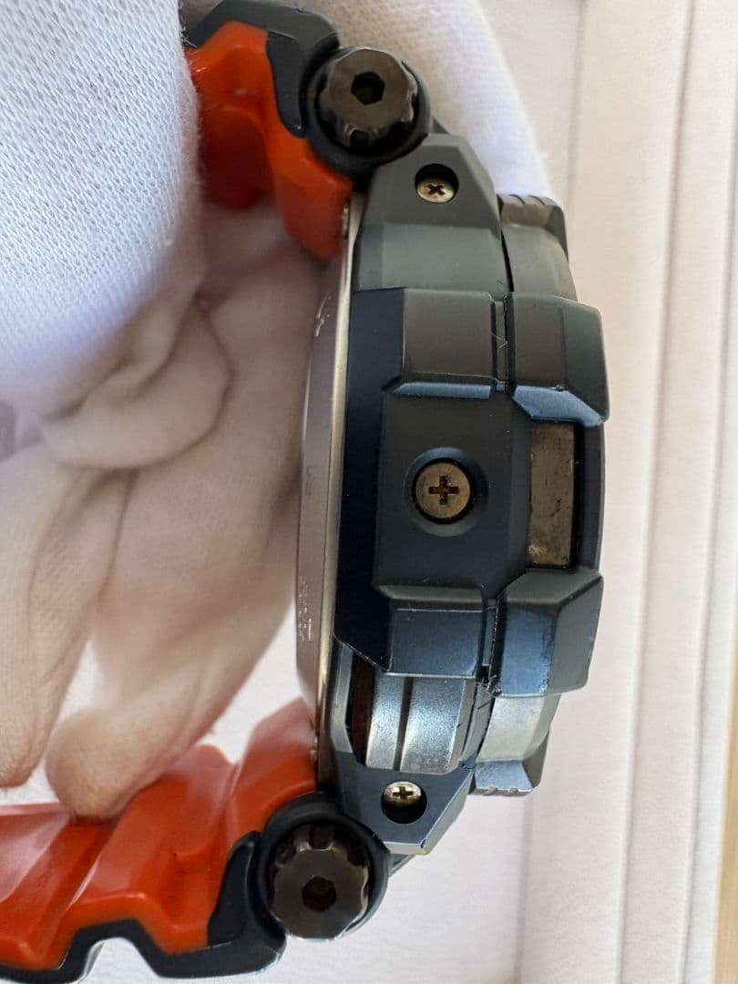 【中古】G-SHOCK GPW-1000