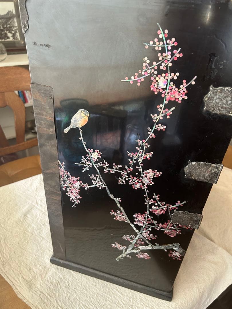 ①螺鈿細工　箪笥　アンティーク　難あり