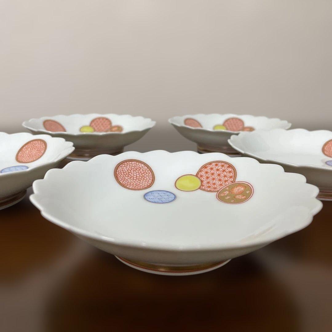 深川製磁　宮内庁御用達　寿赤絵　梅型6号　寿赤絵　手まり小皿