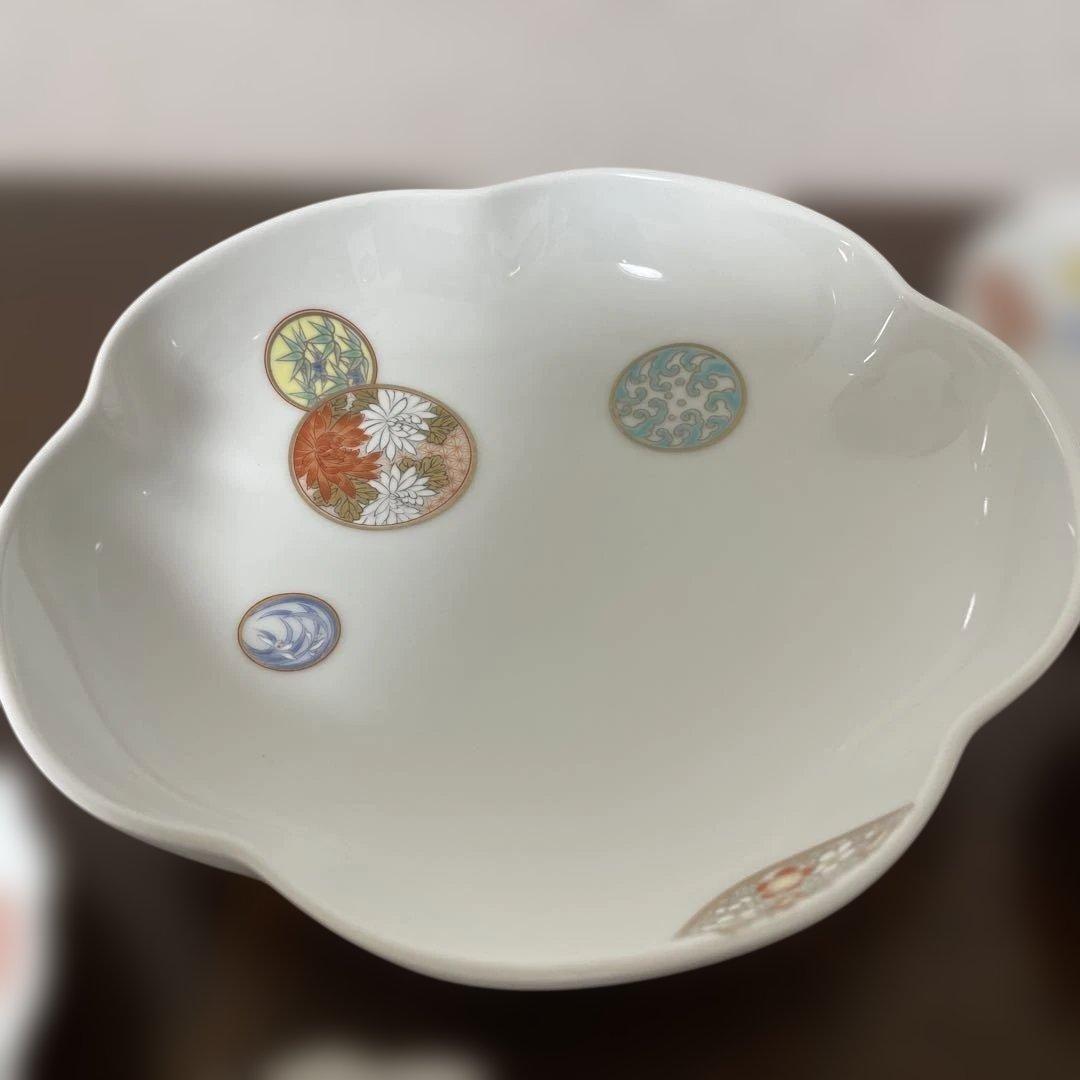 深川製磁　宮内庁御用達　寿赤絵　梅型6号　寿赤絵　手まり小皿