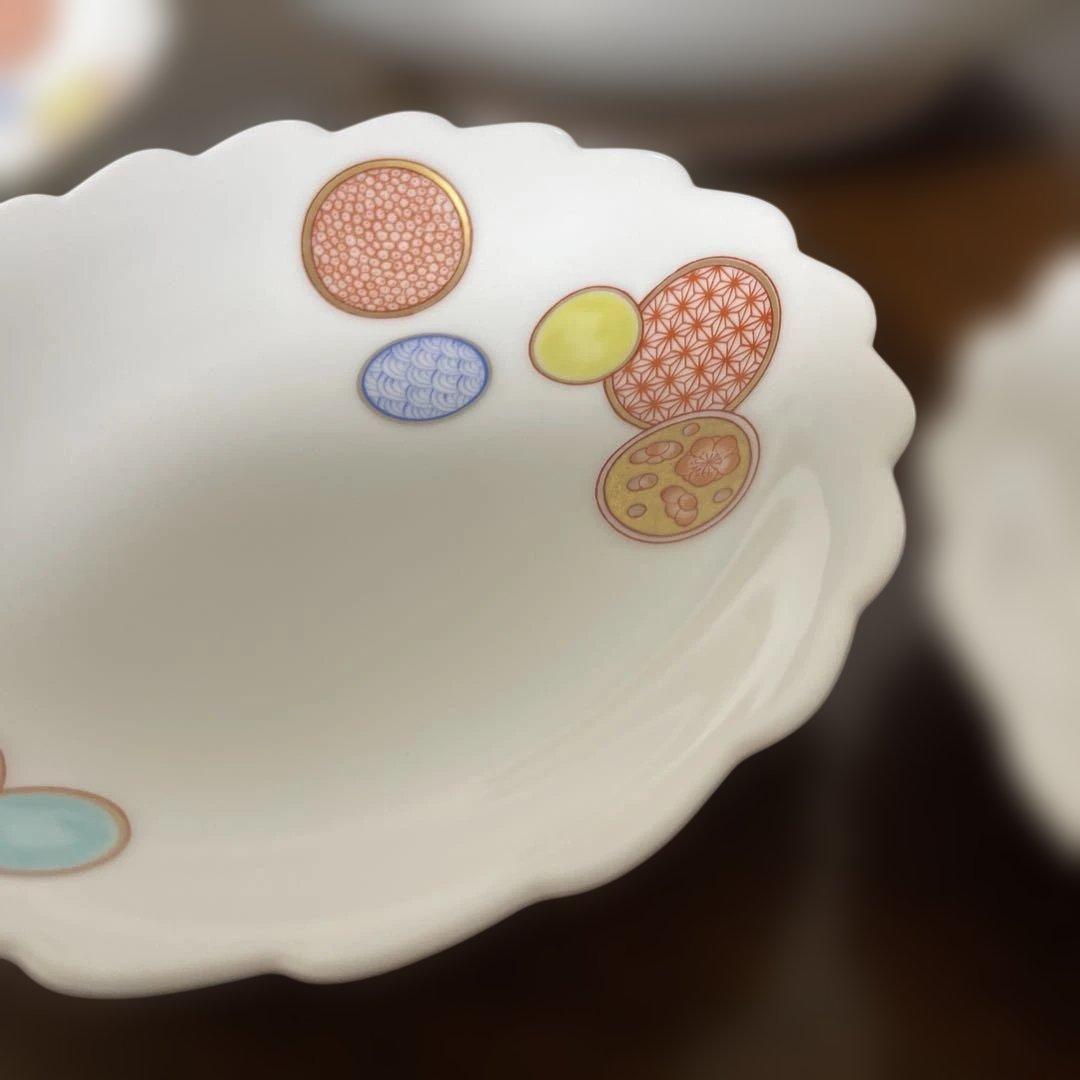 深川製磁　宮内庁御用達　寿赤絵　梅型6号　寿赤絵　手まり小皿