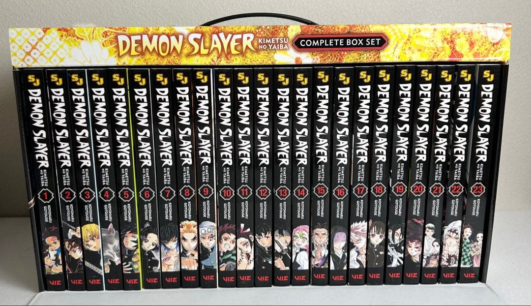 【英語版】鬼滅の刃　全巻セット　DEMON SLAYER コンプリートBOX