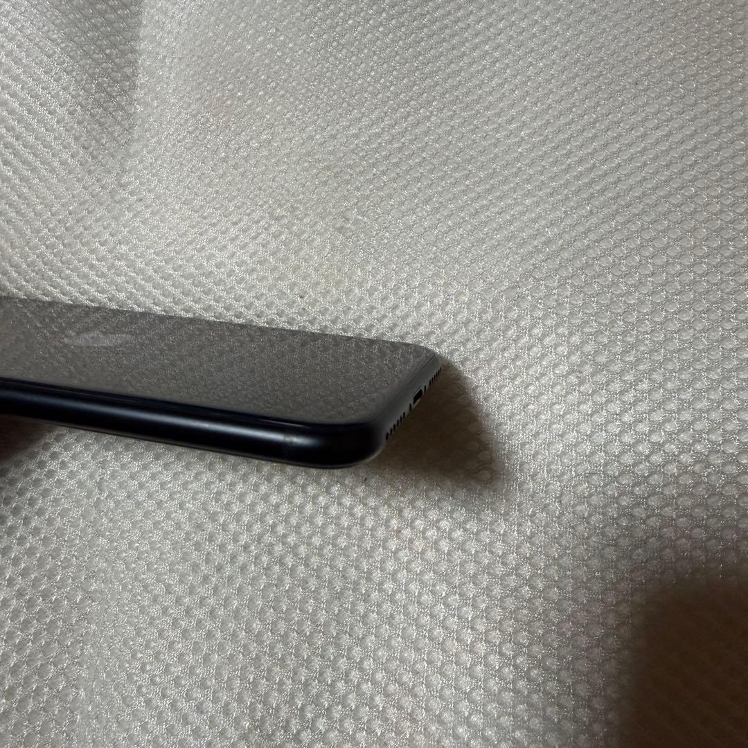 美品 SIMフリー iPhone SE 第3世代 128GB バッテリー100%