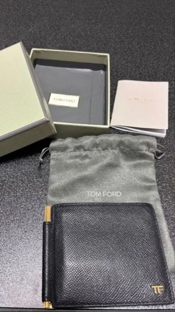 TOM FORD ブラック レザー マネークリップ
