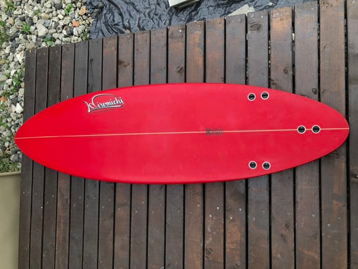 ロックダンス　サーフボード