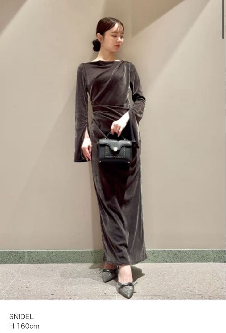 スナイデル　フロッキーベロアドレープドレス