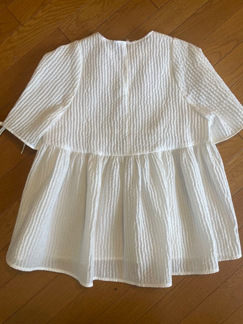 hahaha⭐︎　【yori】フクレフレアブラウス　36未使用