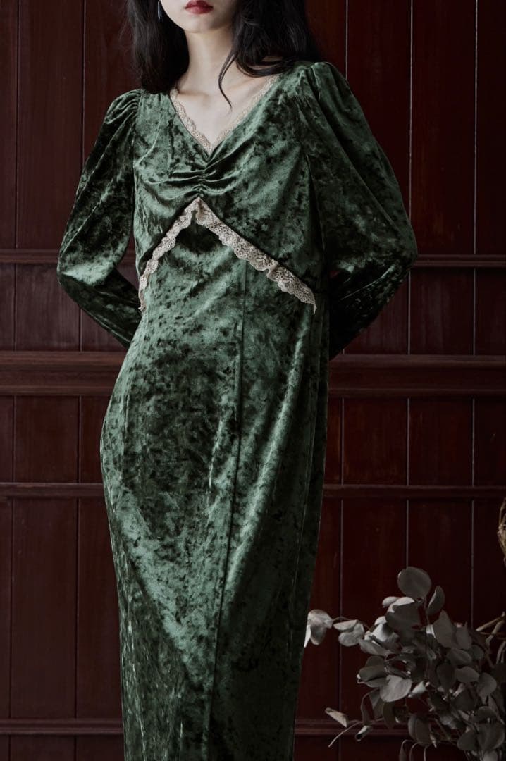 【etoll.】クラッシュベロアランジェリー風ドレス