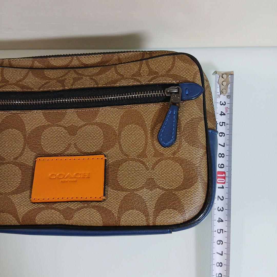 COACH ダブルジッパー バッグ　シグネチャー