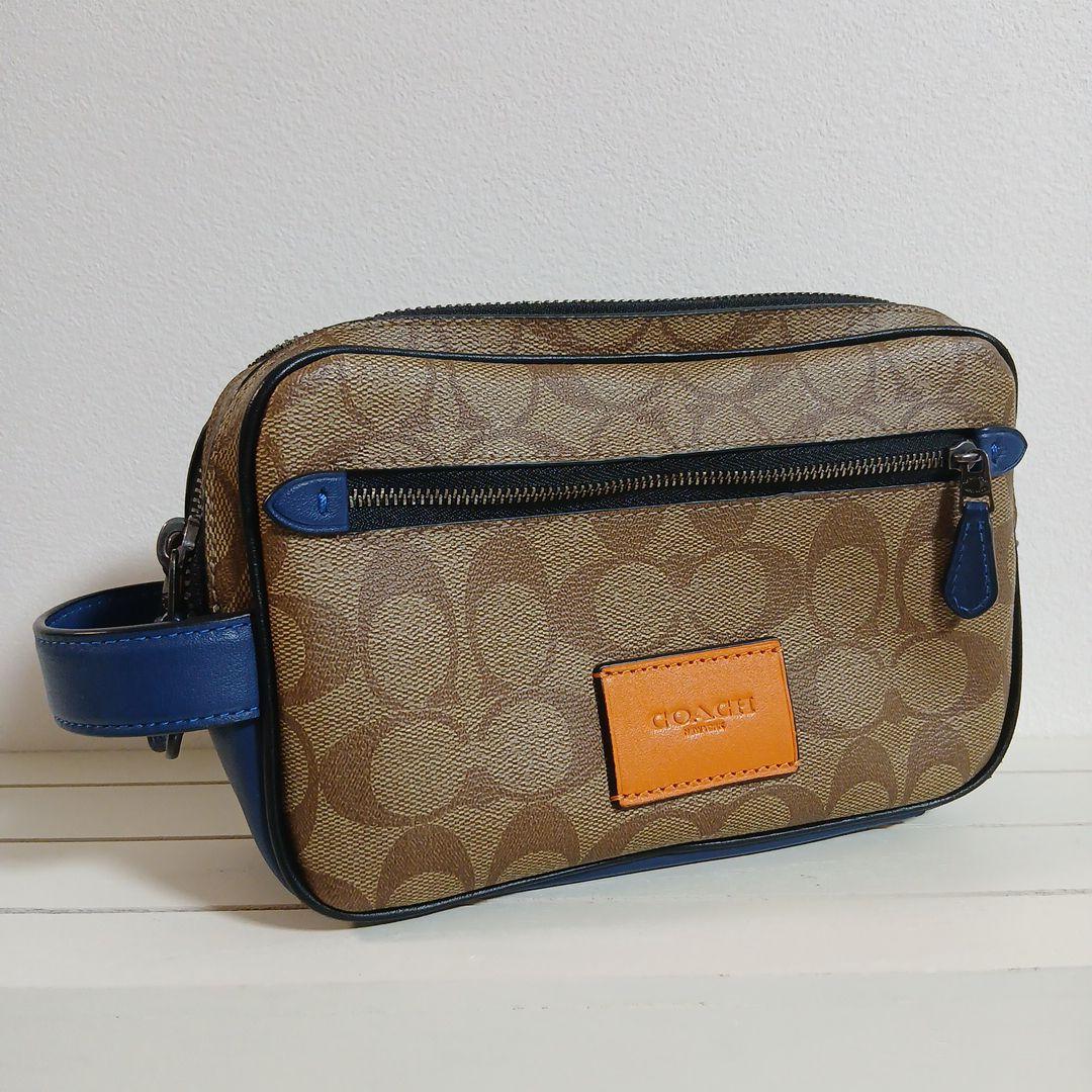 COACH ダブルジッパー バッグ　シグネチャー