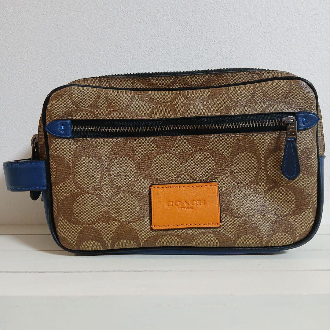 COACH ダブルジッパー バッグ　シグネチャー