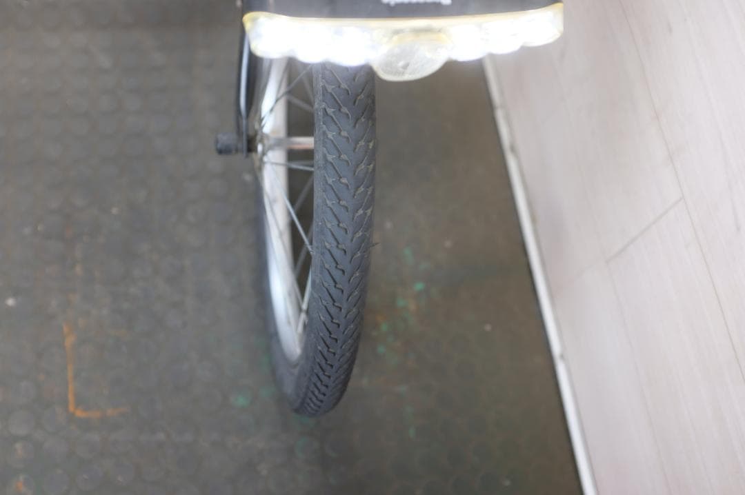 良品★新基準パナソニック　20インチ　3段　8.9Ah（5点灯）充電器あり