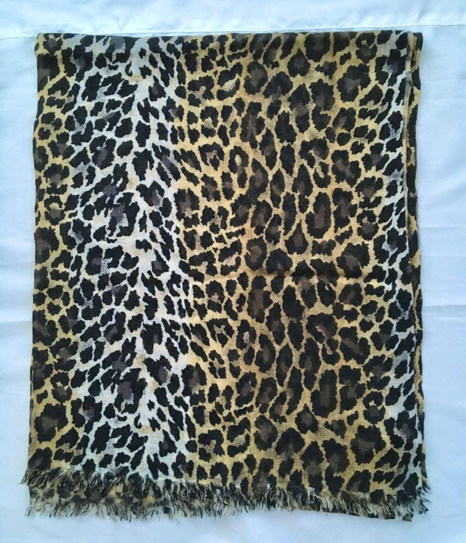 douce groireドゥースグロア ブラウン系 レオパール柄 ストール