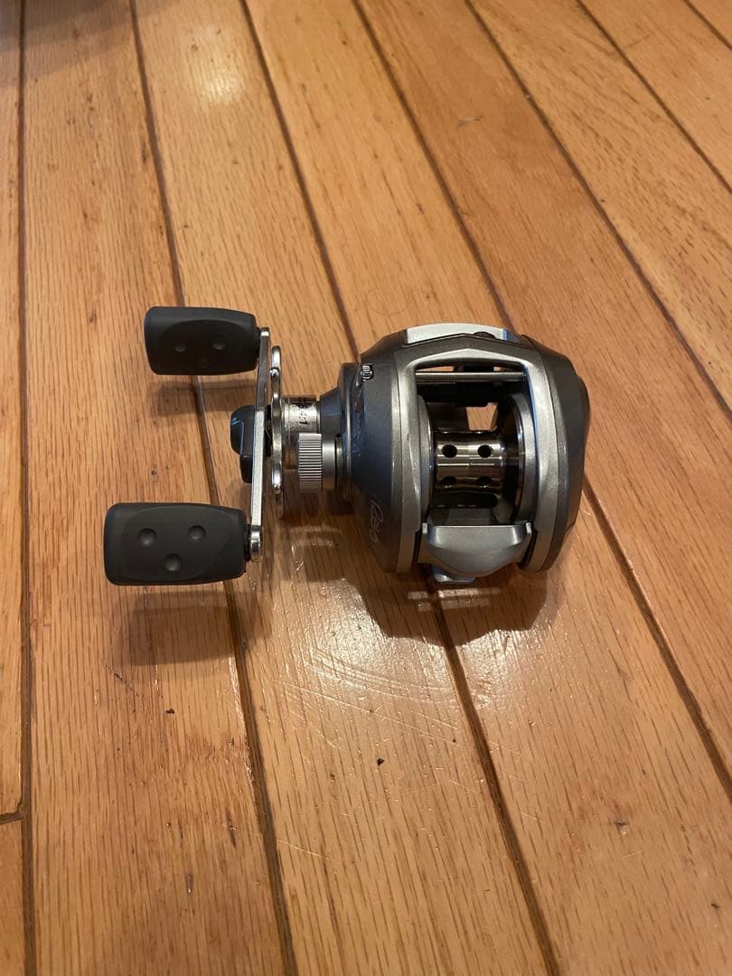 ABU REVO S-L ベイトリール ダブルハンドル