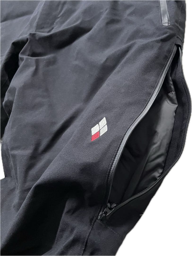 モンベル ドライテックインシュレーテッドパンツ　シンサレート　L　黒　スノボ