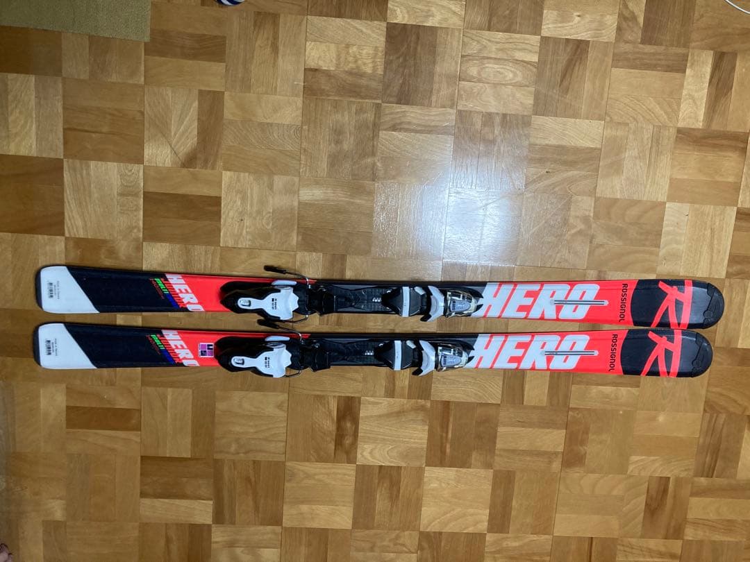 Rossignol HERO スキー板