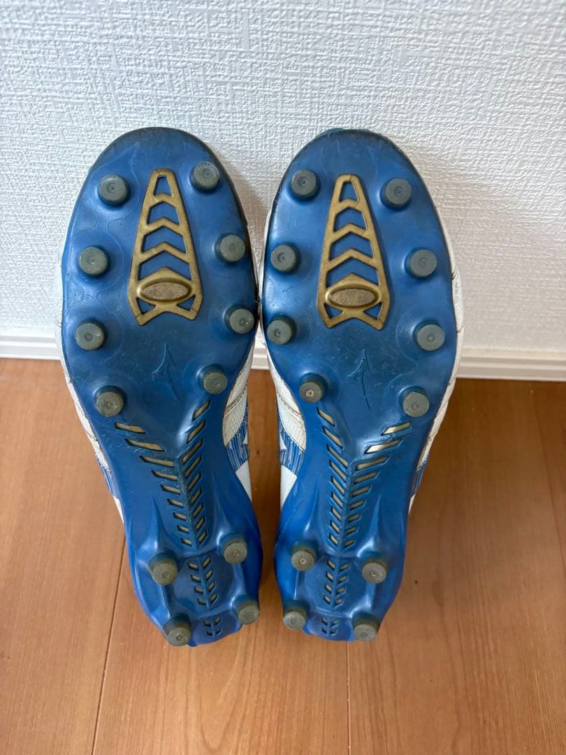 モレリアネオ4ベータジャパン27.0センチ