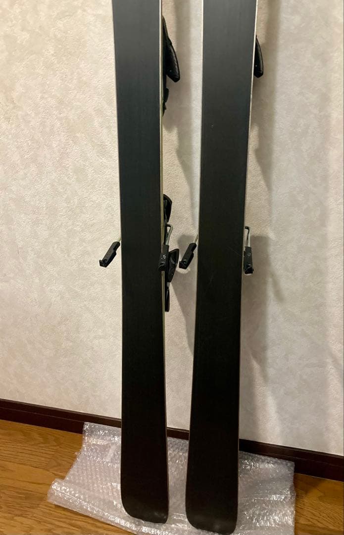 ATOMIC ブルースター 165cm＋ATOMIC XTO10 初中級用