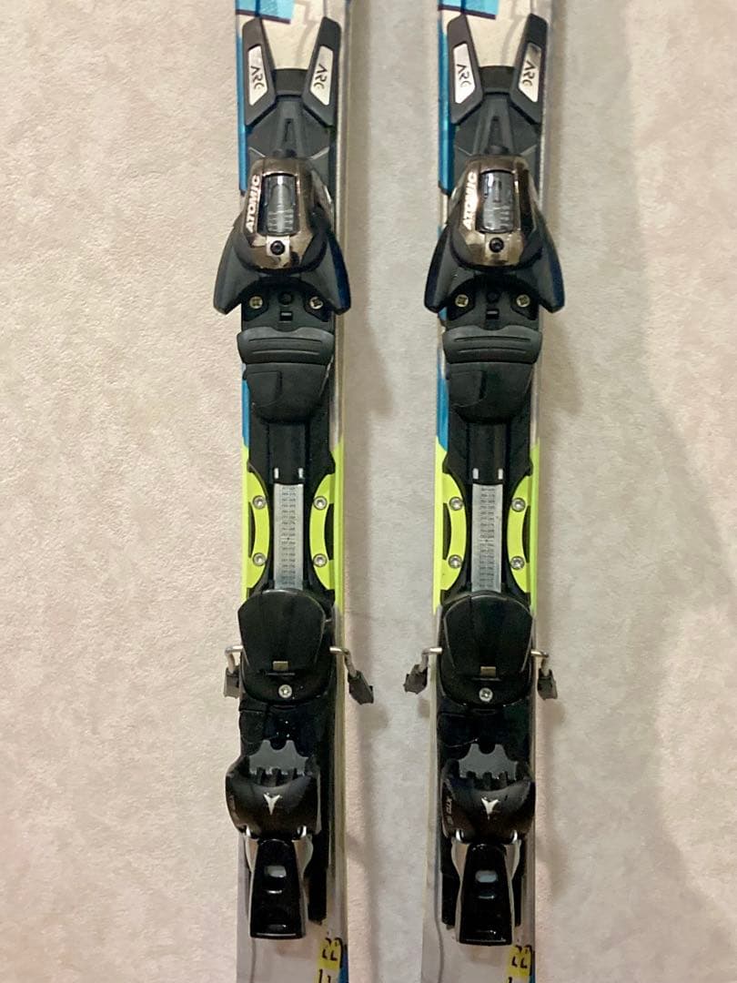 ATOMIC ブルースター 165cm＋ATOMIC XTO10 初中級用