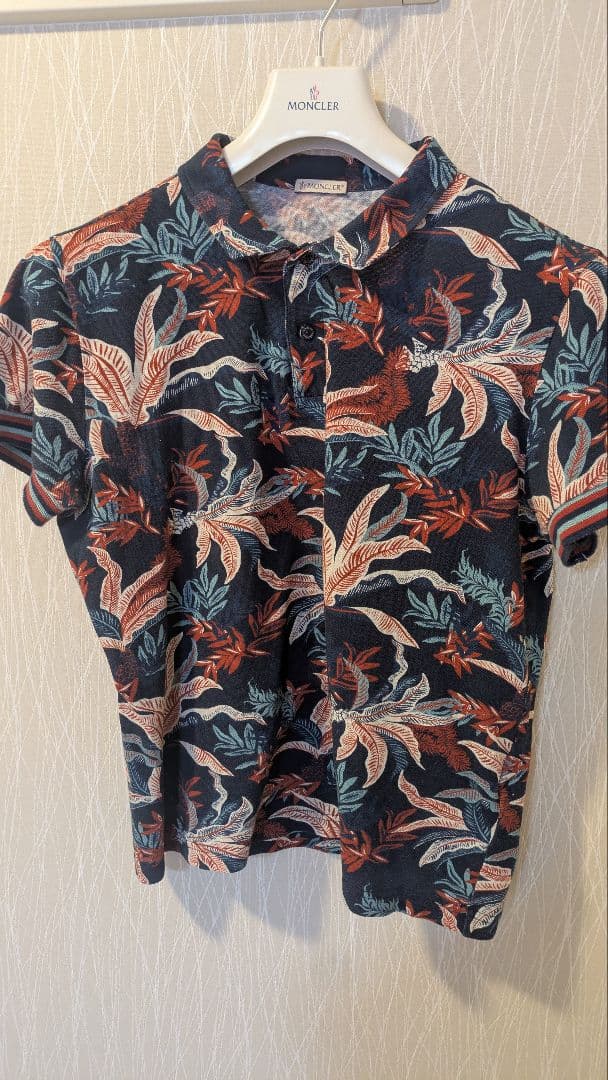 ✨本日限定‼️モンクレール ポロシャツ メンズ Mサイズ ネイビー ワッペン