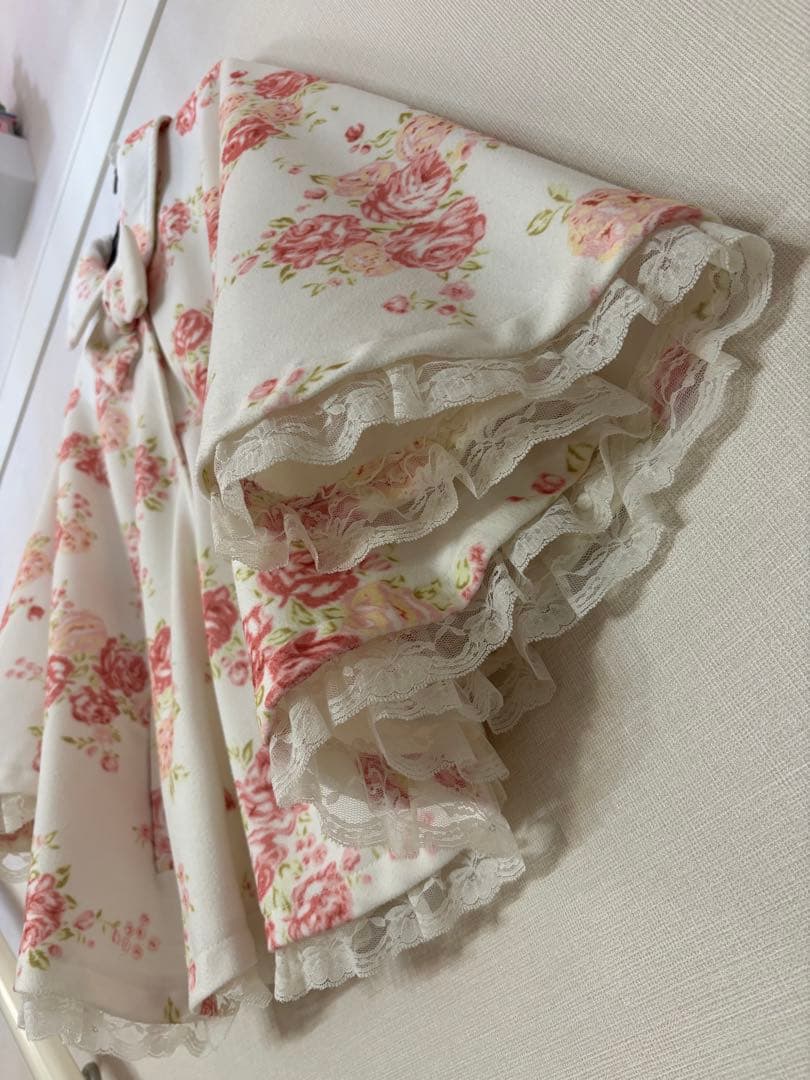 フラワー柄リボン付きポンチョ