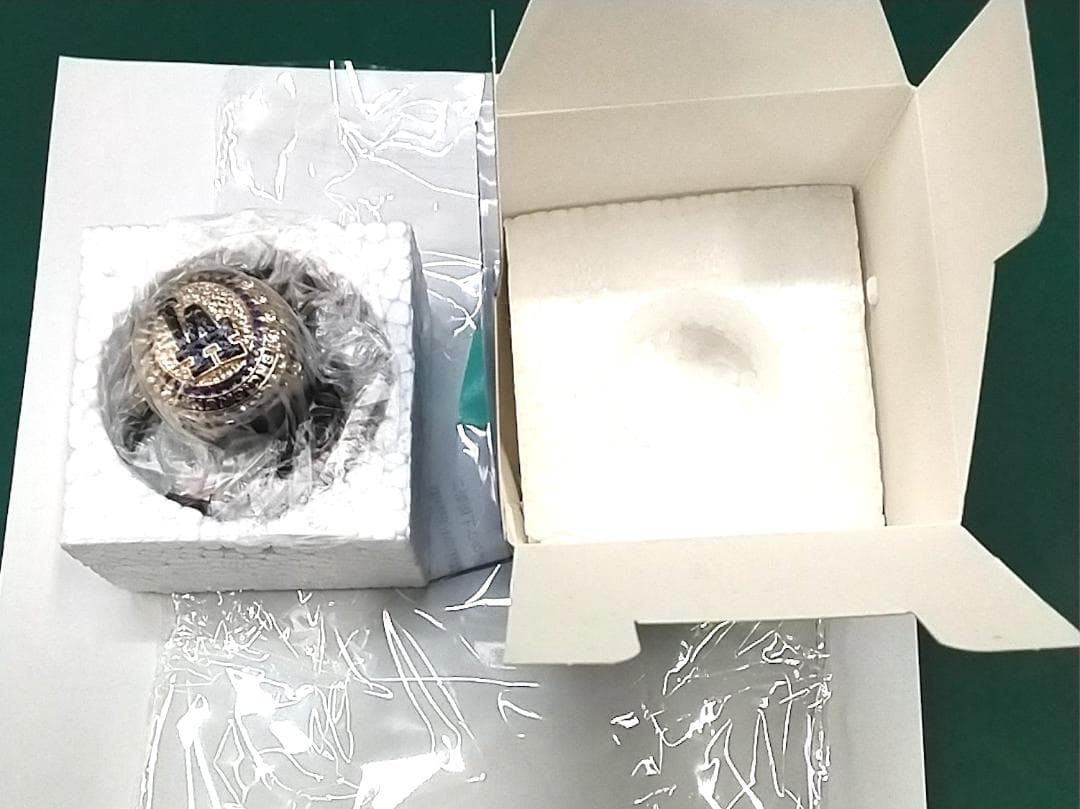 セット☆箱に痛み 大谷翔平 チャンピオンリング 8/6 ボールペン2本/冊子付き