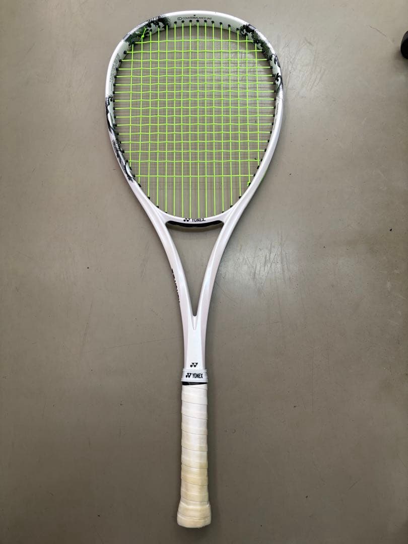 ジオブレイク80s 美品テニスラケット UL0