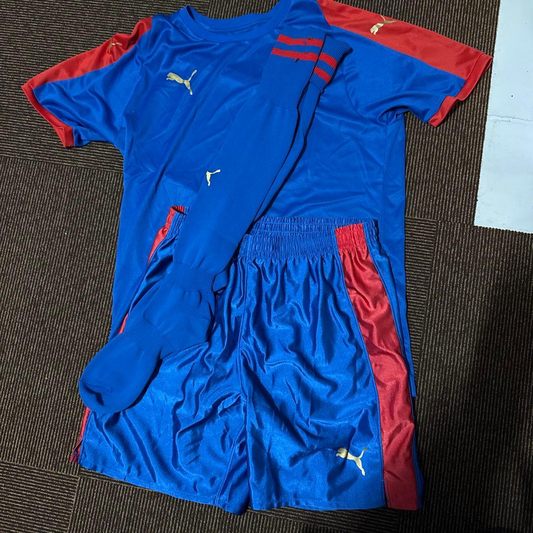 Puma サッカーウェアセット 青と赤　L