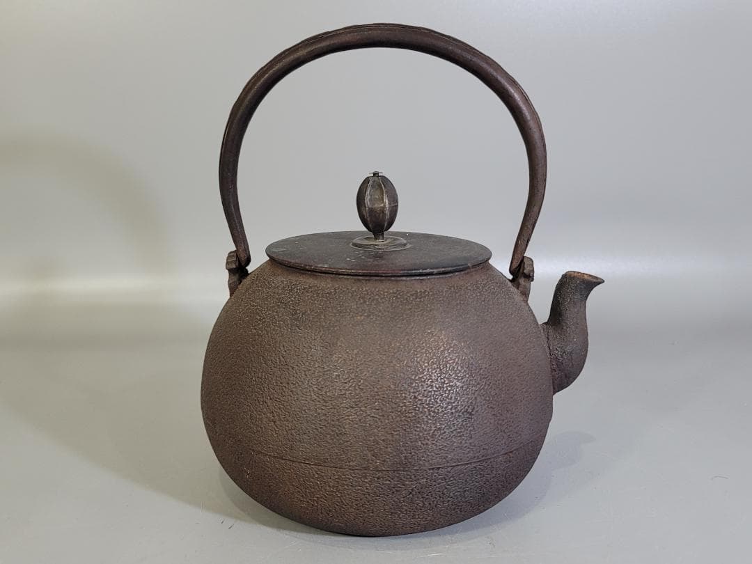雲色堂 和田美之助造 鉄瓶 時代物