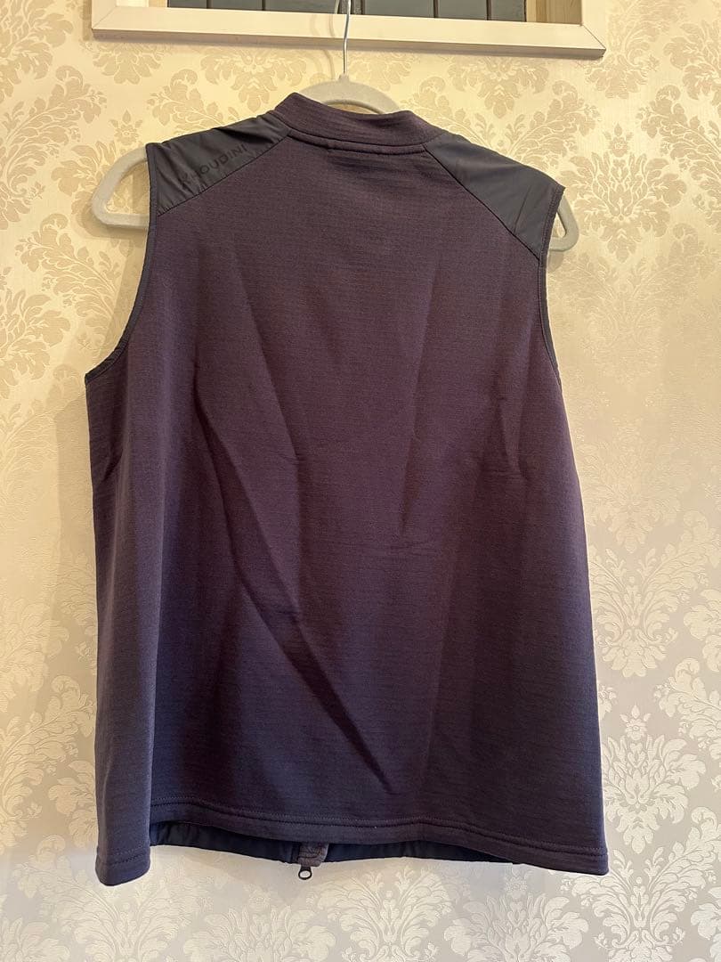 HOUDINIフーディニ ムーンウォークベスト/WIOMENS