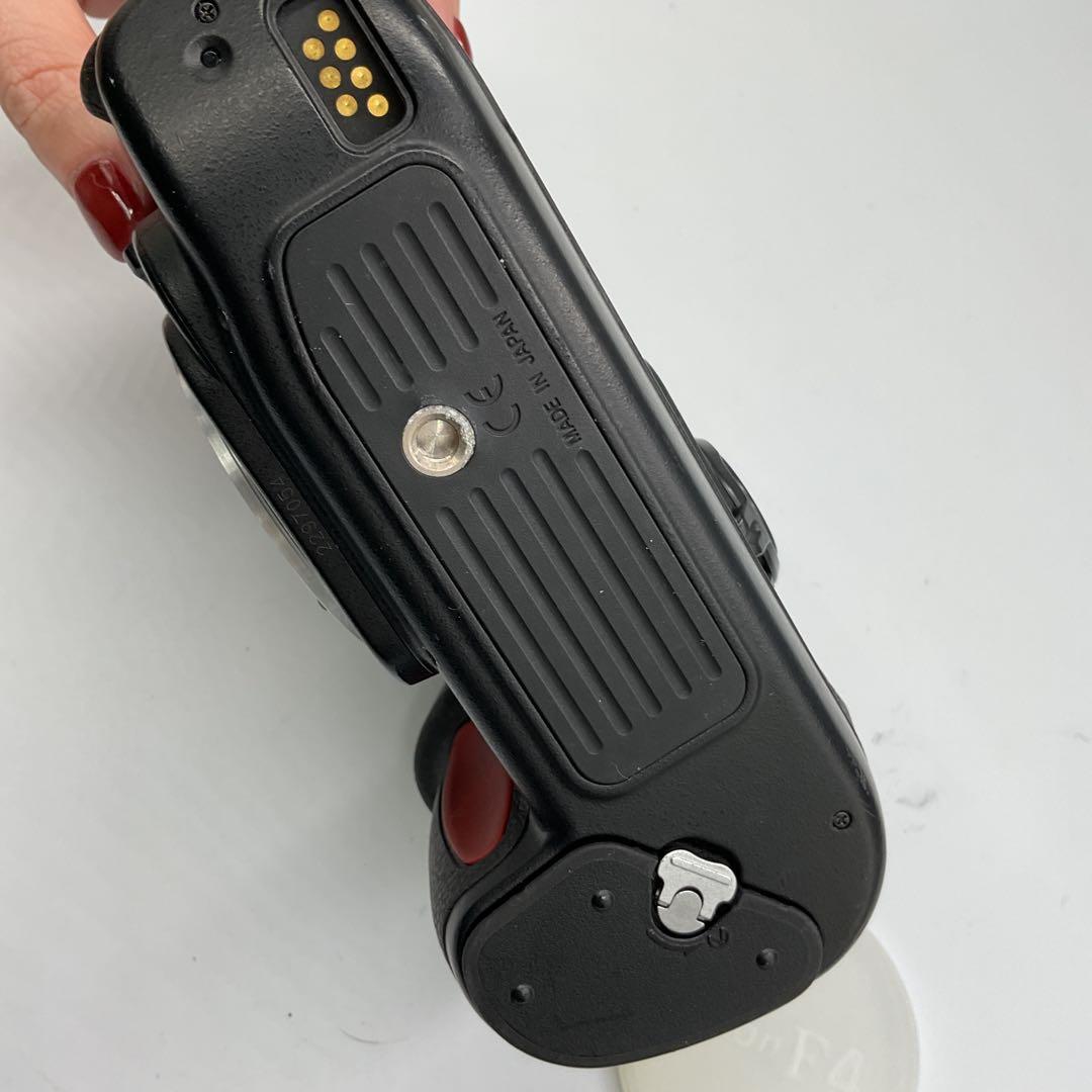 K4082 Nikon F100 一眼レフカメラ