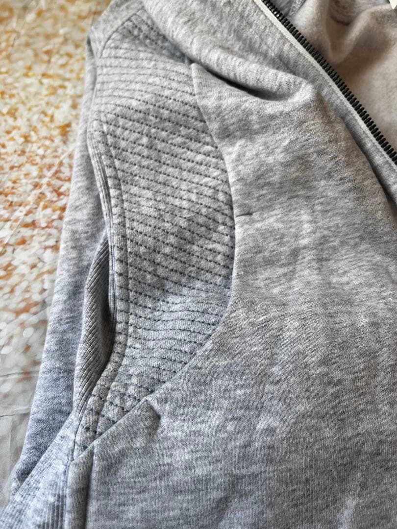 希少✨ルルレモン lululemon ディファインジャケット 表記サイズは6