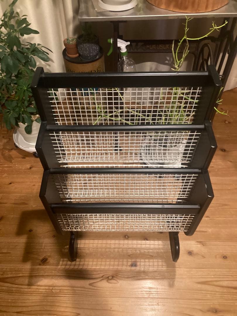 昭和レトロ　カリモク　マガジンラック レトロモダン 80-90s