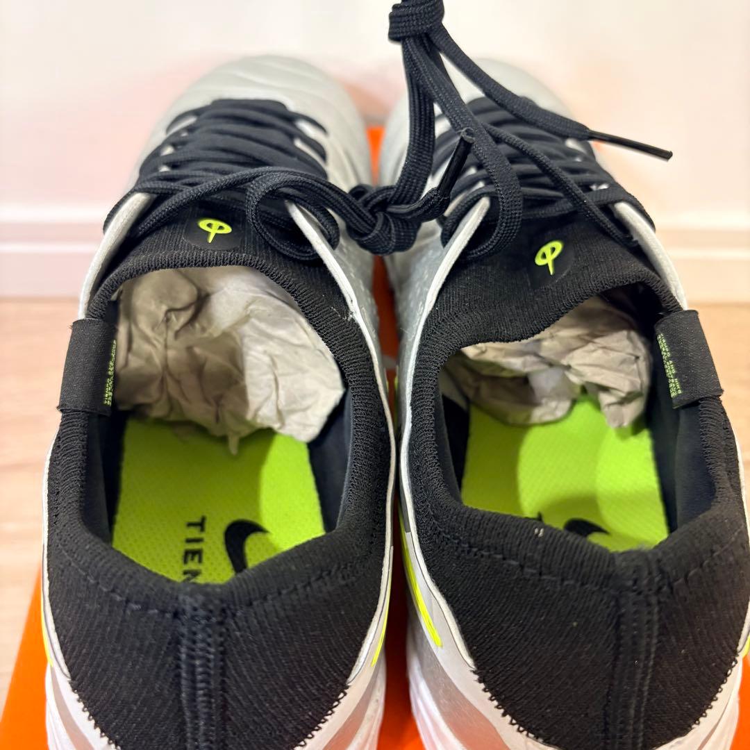 ナイキ ティエンポレジェンド10 PRO TF（24.5㎝）