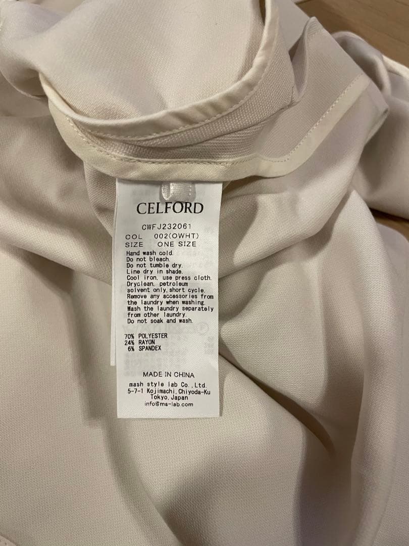 セルフォード　リボンディテールケープジャケット