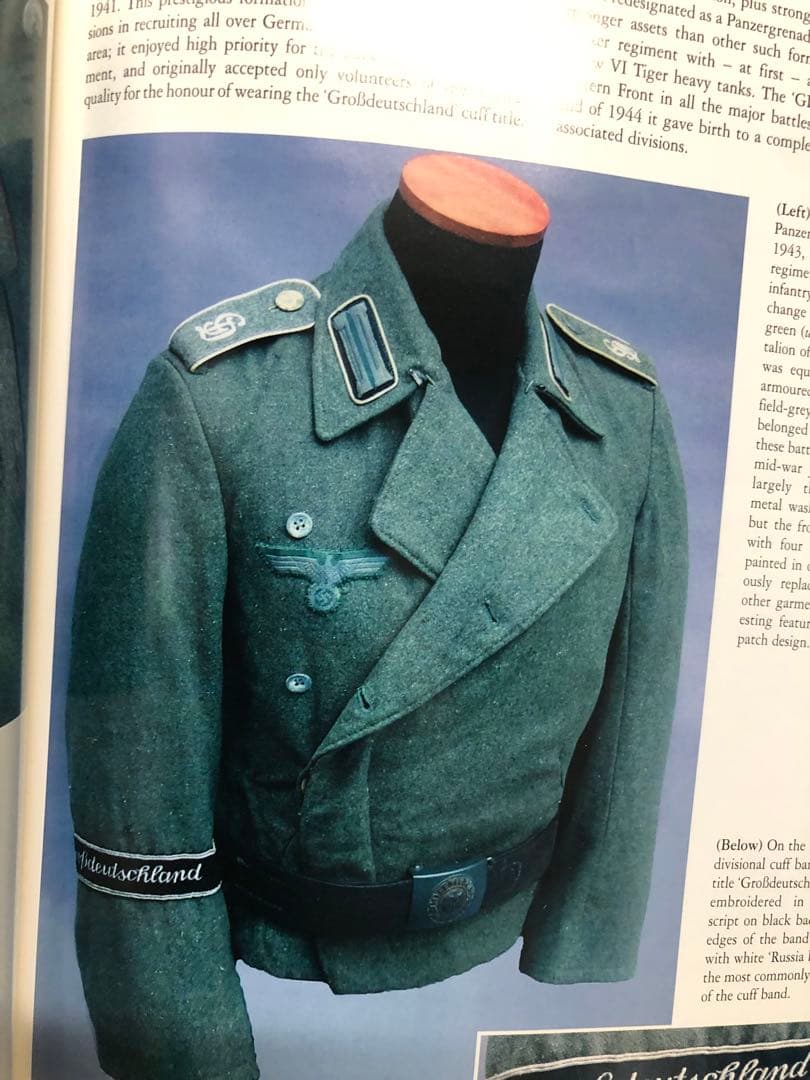 THE PANZER SOLDIER ドイツ軍装甲兵の専門書　洋書