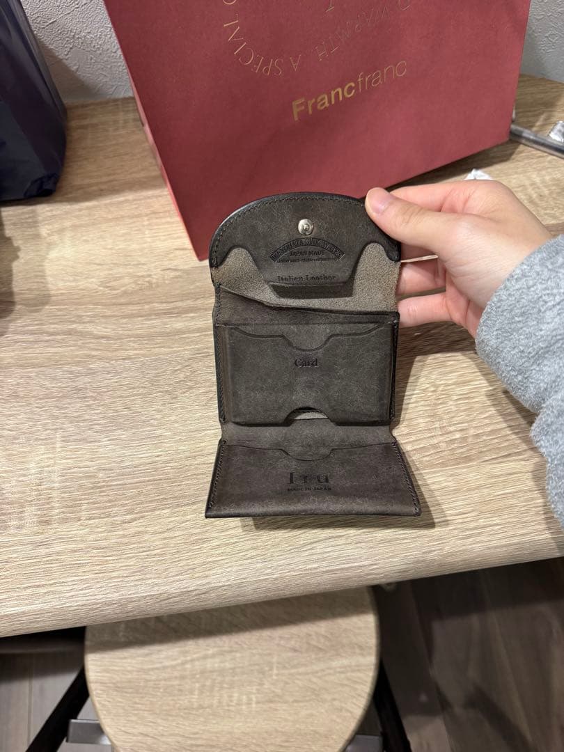 Iru 財布 コンパクトウォレット グレー 池之端銀革店